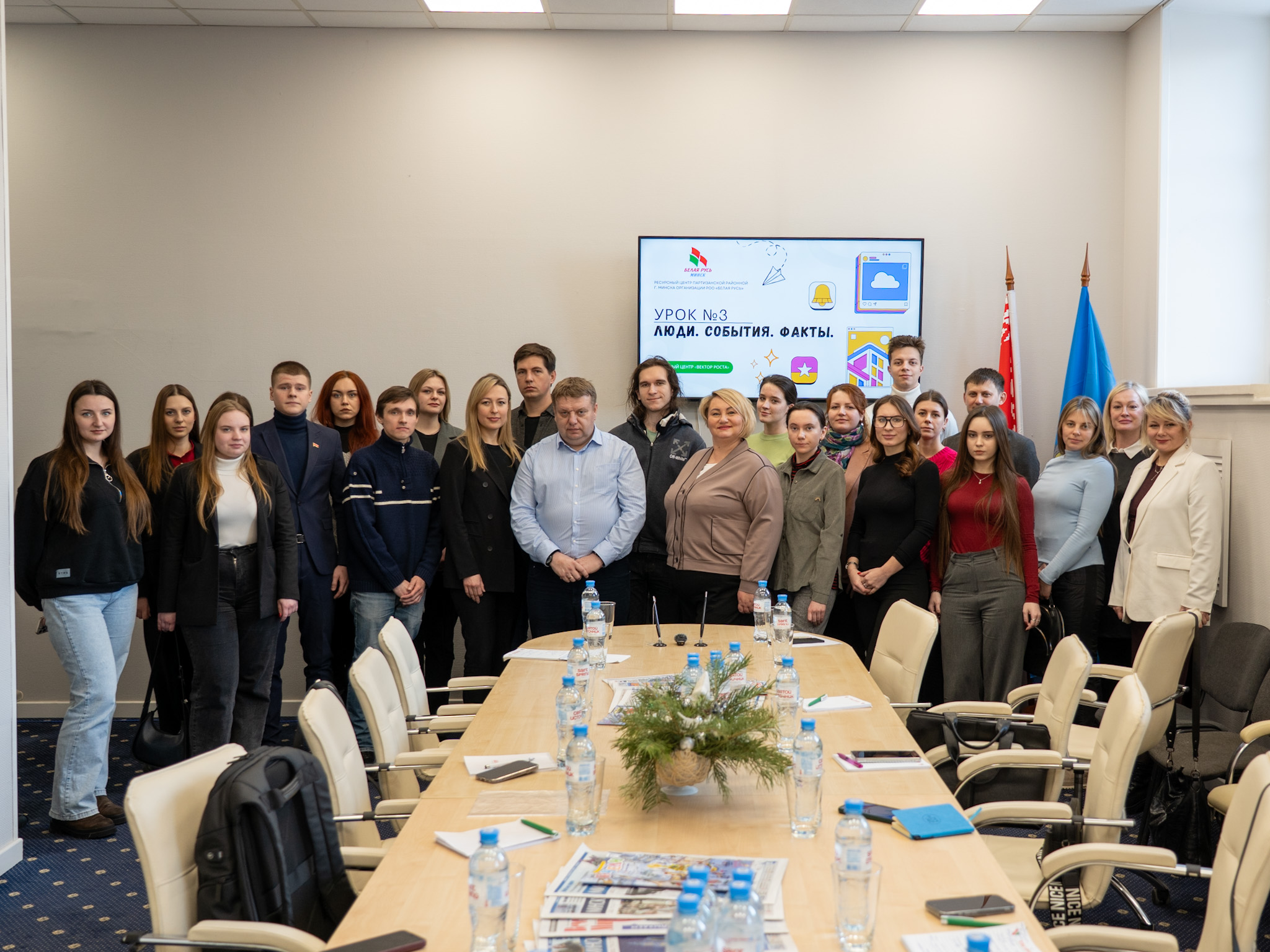 Моладзь сустрэлася з вядомым журналістам